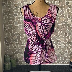 New York and Company sleeveless purple shaded blouse – size S